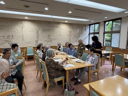 IMG_9025茶話会2.JPG