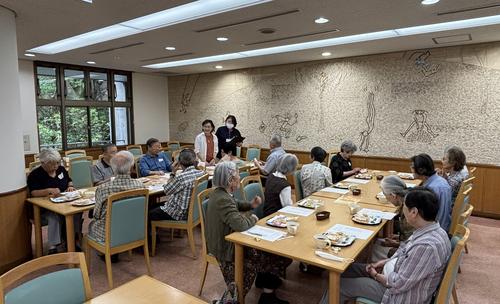 IMG_9021茶話会1.JPG