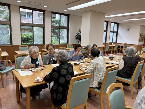 IMG_9037茶話会5.JPG
